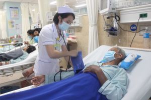 Cứu sống bệnh nhân ngưng tim