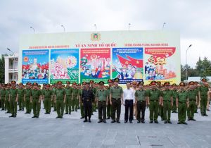 Đồng chí Võ Văn Thưởng làm việc với Công an tỉnh về công tác bảo vệ đại hội đảng