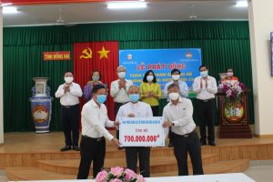 Đồng bào tôn giáo chung sức vì sự phát triển của tỉnh