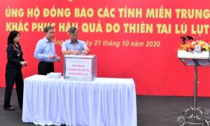 Tại lễ phát động Đồng Nai đã quyên góp được hơn 3,5 tỷ đồng ủng hộ đồng bào miền Trung