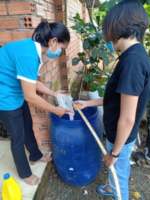 Làm sạch môi trường nông thôn