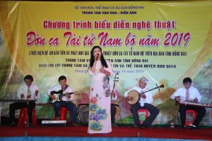 Khi phụ nữ đam mê nghệ thuật