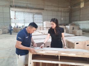 Gắn bó cùng sản xuất đồ gỗ