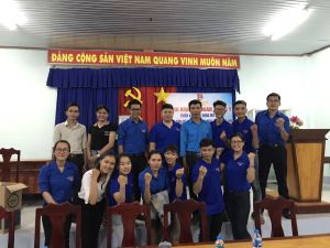 Tích cực cống hiến sức trẻ
