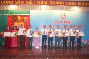 Không ngừng nỗ lực đổi mới phong trào thi đua