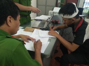 Triệt phá băng nhóm chuyên cướp xe máy