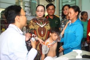 Những tập thể, cá nhân giàu lòng nhân ái