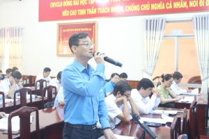 Góp ý dự thảo các văn kiện Đại hội đại biểu toàn quốc lần thứ XIII của Đảng.