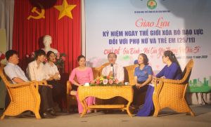 Nói không với bạo lực gia đình