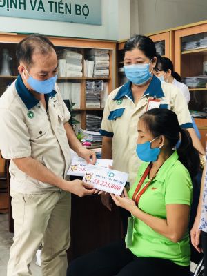 Doanh nghiệp nỗ lực chăm lo Tết cho người lao động