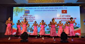 Nối dài nhịp cầu hữu nghị