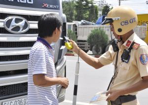 Xử lý vi phạm nồng độ cồn dịp Tết Nguyên đán