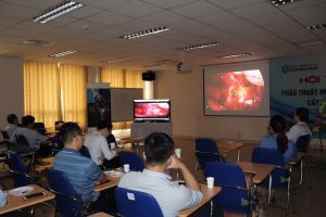 Phẫu thuật nội soi lồng ngực cắt thùy phổi cho bệnh nhân bị ung thư phổi