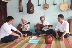 Đoàn viên, thanh niên Cụm thi đua số 3 - Đoàn khối các cơ quan tỉnh xem cải lương tại Nhà hát Nghệ thuật Đồng Nai