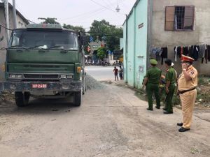 Tăng cường kiểm tra, xử lý xe dùng biển số giả