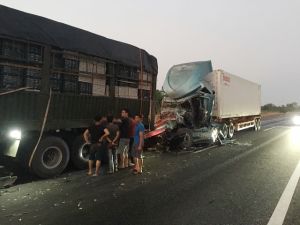 Nguy cơ tai nạn do chạy quá tốc độ trên đường cao tốc