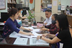 Luật sư làm chứng trong giao dịch đất đai là trái quy định