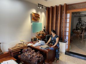 Để quy định ký hợp đồng lao động với người giúp việc đi vào cuộc sống