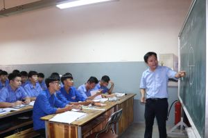 Hơn 15 ngàn học viên vừa học nghề vừa học chương trình giáo dục thường xuyên Hơn 15 ngàn học viên vừa học nghề vừa học chương trình giáo dục thường xuyên