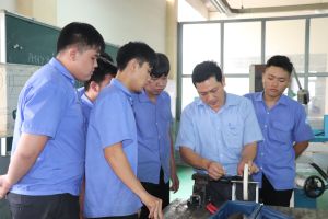 Trường nghề vượt đại dịch