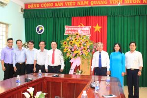 Lãnh đạo tỉnh trân trọng, biểu dương những kết quả đạt được của ngành Y tế