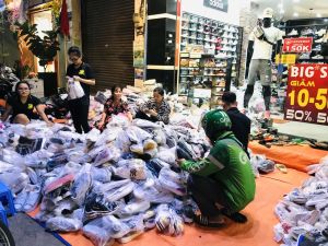 Giảm giá: Nhiều chiêu trò “móc túi” khách hàng