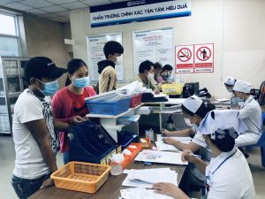 Ai bảo vệ bác sĩ?