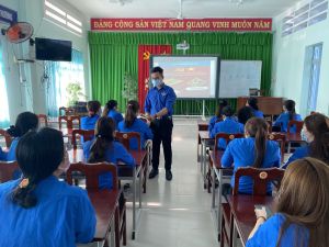 Đổi mới sinh hoạt chi đoàn bằng sinh hoạt chi đoàn chủ điểm