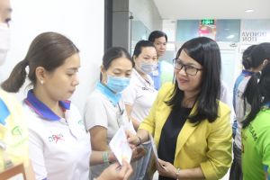 Phụ nữ vươn lên khẳng định vị thế