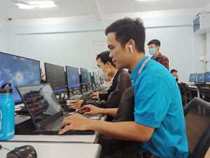 Nghị lực vượt khó của chàng sinh viên khuyết tật