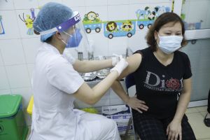 Đặc biệt lưu ý an toàn tiêm chủng vaccine Covid-19