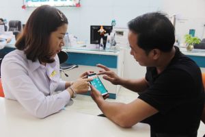 ​Đẩy mạnh thanh toán điện tử