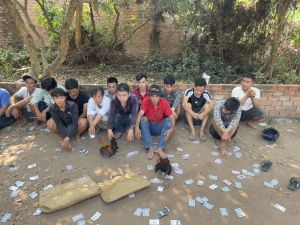 Triệt phá 2 sòng gà trong vườn cây