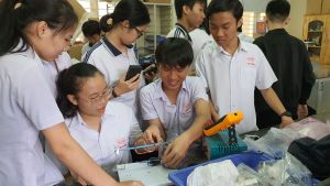 CLB Sáng tạo trẻ: Nâng chất hoạt động nghiên cứu khoa học trong học sinh