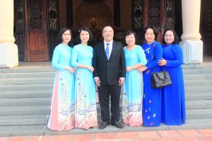 Những Thầy thuốc Ưu tú nhiều tài năng