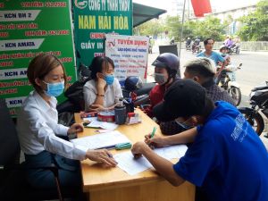 Tín hiệu vui từ thị trường lao động