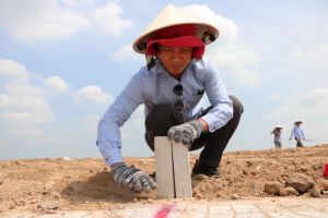 Đẩy nhanh tiến độ đấu nối các dịch vụ thiết yếu cho người dân tại Khu tái định cư Lộc An- Bình Sơn