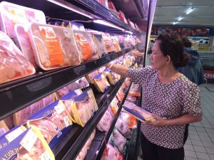 Người tiêu dùng chưa mặn mà với thịt nhập