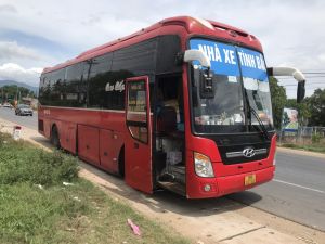 Phát hiện xe khách chở 5 người Trung Quốc nhập cảnh trái phép