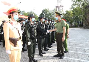 Ra quân bảo vệ tuyệt đối an toàn cho cuộc bầu cử
