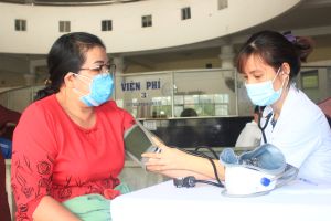 Gác lại hạnh phúc riêng vì bình yên của cộng đồng