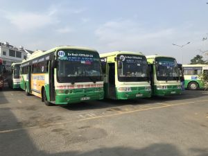 Tạm ngưng 5 tuyến xe buýt đi TP.HCM