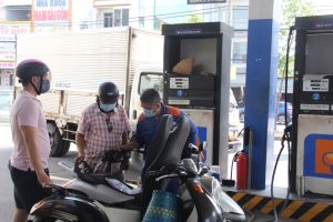 ​Xăng dầu đồng loạt tăng giá