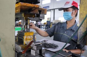 Giày dép xuất khẩu hơn 1,93 tỷ USD