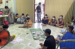 Ngăn chặn tệ nạn cờ bạc trong khu dân cư