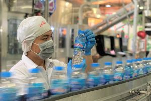 Hoàn trả 100% lượng nước sử dụng và hỗ trợ bảo tồn nước trong tự nhiên