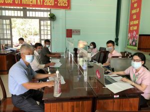 Hỗ trợ người nghèo vượt khó