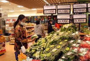 Đảm bảo nguồn hàng hóa đầy đủ, người dân không nên đổ xô mua sắm tích trữ