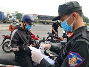 Tạo thuận lợi cho phương tiện di chuyển qua vùng dịch