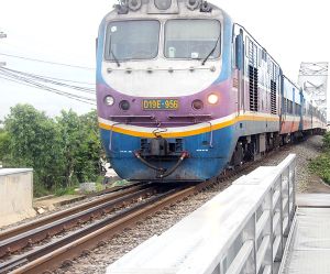 Dừng đón, trả khách đi tàu tại Đồng Nai